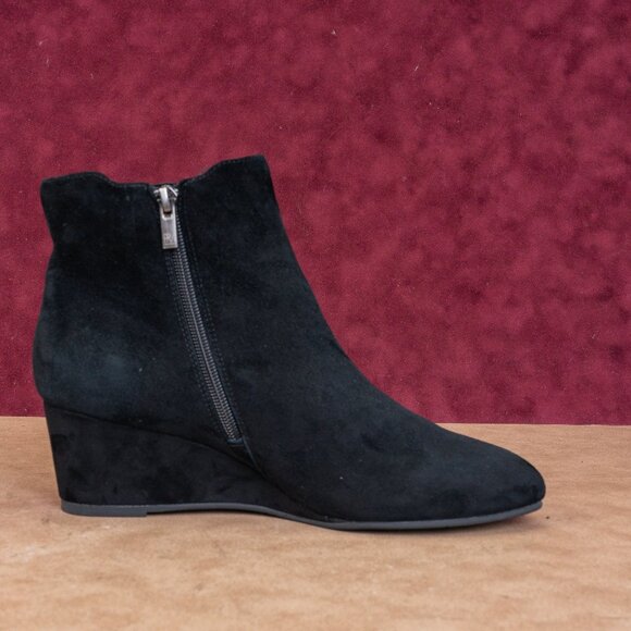 Pelle Moda Women Erla Black Suede Wedge Ankle Zip Boots sz 10 - Picture 9 of 9